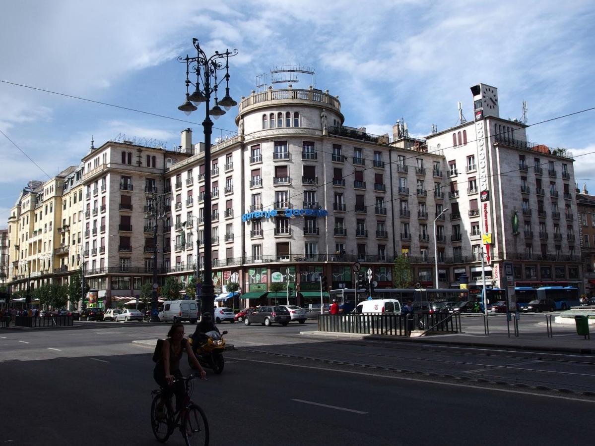 Bauhaus Astoria Hostel Budapest Exterior foto